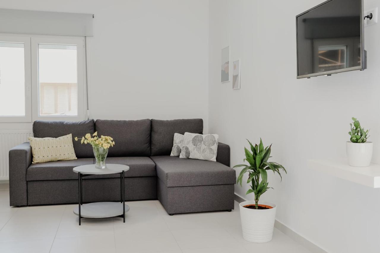 The Olive House Apartment Nea Peramos  Exterior photo